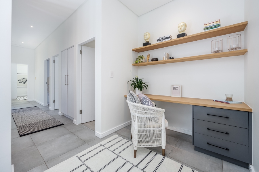 4 Bedroom Property for Sale in Val De Vie Estate Western Cape